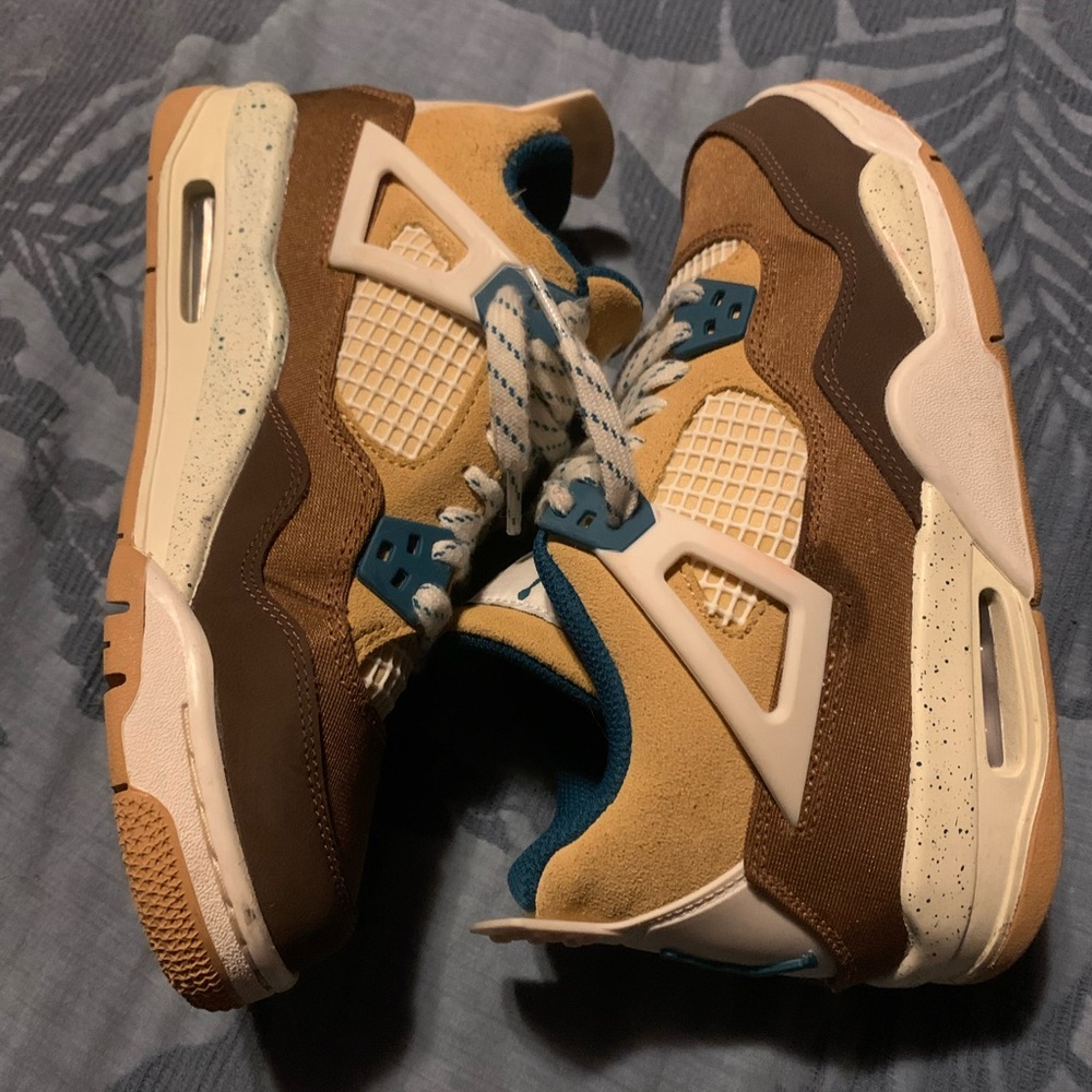 2023 Jordan 4 cacao wow brown teal.